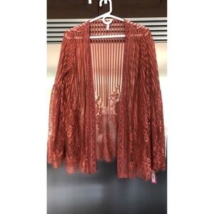 (SOLD) NWT Rose Coloured Lace Kimono